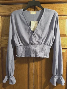 Damen Junior Altar'd State Lavendel Cropped Langarm Top Größe Large Neu mit Etikett - Bild 1 von 4