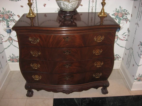 2 High End Mahogany Bombay Chests by Heritage Exquisite Condition Original Owner Cover