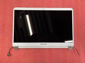 Samsung NoteBook NP900X3N 1920*1080 13" (White) LCD Full Screen Assembly - Picture 1 of 4