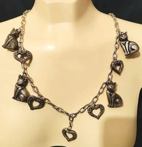 COLLAR DE CADENA DE 30" DE COLECCIÓN GATOS Y CORAZONES - COMO NUEVO - Imagen 1 de 4