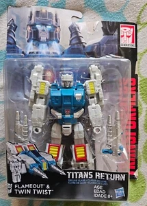 Transformers Titans Return TWIN TWIST  Sealed 2017 Rare - Picture 1 of 8