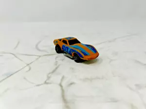 Corvette vintage Kidco 1980 cupé #80 llave amarilla y azul con logotipos coche de juguete de colección - Imagen 1 de 10