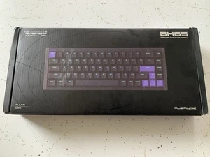 NuPhyX BH65  Jade Pro All-Aluminum Magnetic Gaming Keyboard,65% 68keys RGB - Picture 1 of 6