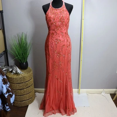 Vestido Halter Lillie Rubí Coral Cuentas Espalda Abierta Vestido Formal Talla L Foto 1 de 4