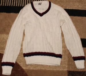 Vintage Tennis Cricket V-Ausschnitt Streifen Kabelstrick Pullover von Robert Bruce Small - Bild 1 von 3