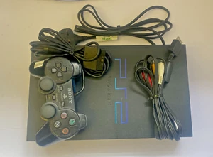 Sony PlayStation 2 PS2 FAT Black Console With Controller - Fast Delivery' - Picture 1 of 10