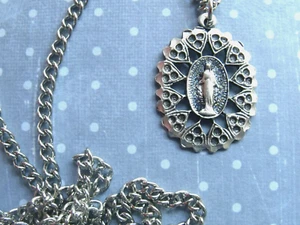 Nuevo ITALIA AZUL BRILLO Medalla Milagrosa 24 pulgadas Acero Inoxidable Collar de Cadena - Imagen 1 de 8