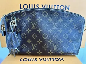Pochette Louis Vuitton Shine Fetish Lock it - Foto 1 di 13