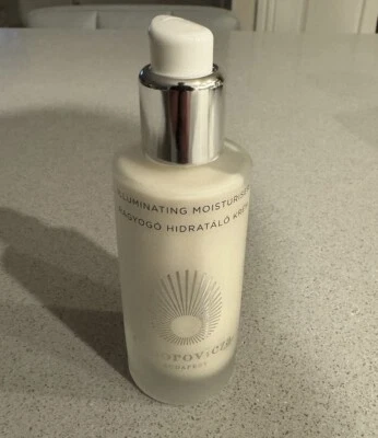 Omorovicza - Crema hidratante iluminadora 1,7 oz / 50 ml crema eclantante Foto 1 de 2