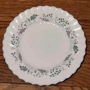 Royal Doulton Glen Auldyn Salad Plate 8 Inch H4959 Excellent - Picture 1 of 6