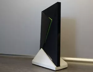 Ständer für nvidia Shield (2017 / 2019 pro) handgefertigt aus Zement - Bild 1 von 4