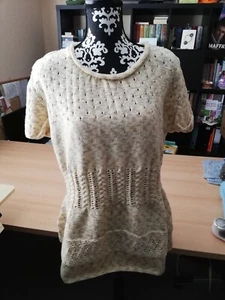 Pullover oder Kleid von Hand gestrickt, Gr. 42/44, mit einzigartigen Mustern - Bild 1 von 6