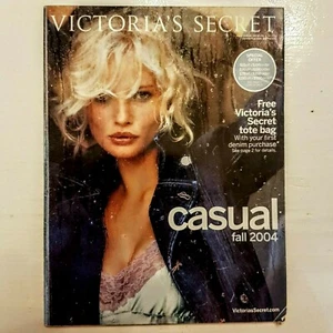 Victoria's Secret Lingerie Catalog Casual Fall 2004 Gisele Bunchen Tyra Banks - Bild 1 von 2