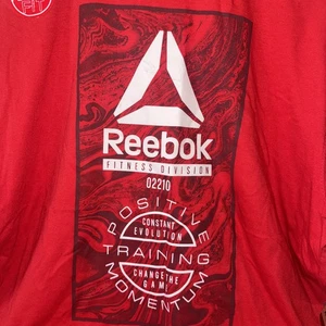 Reebok Racing Red Men Shirt Shortsleeve Size Large - Picture 1 of 7