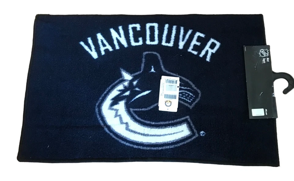 NHL Vancouver Canucks Mat Rug 18.5 x 28.5" Fanmats Hockey Canada - Image 1 of 4