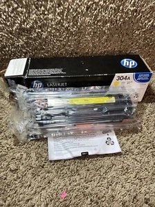 OEM/Genuine HP LaserJet Print Cartridge Yellow 304A CC532A CP2025 CM2320 Openbox - Picture 1 of 3