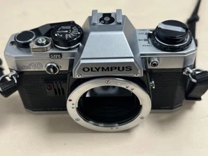 Olympus OM10 Film Camera 35mm SLR With Manual Adapter Classic Photography - Picture 1 of 9