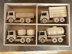 Crate &Barrel vintage Wooden Set Of 4 Natural Wood Children Toy Trucks in holde - Picture 1 of 9