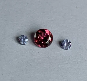 Andy's Gem Garage Sale -5mm Round Rhodilite / Tanzanite Combo- Natural Special! - Picture 1 of 4
