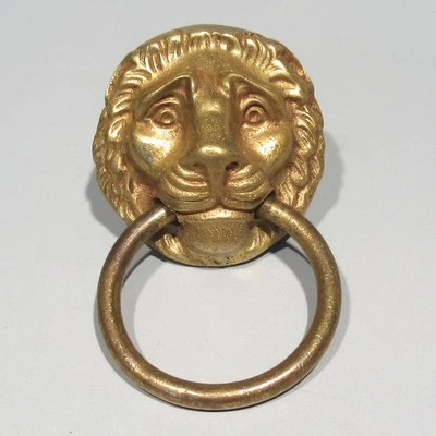 Antiguo tirador de cajón francés de bronce, estilo imperio, cabeza de león Foto 1 de 4