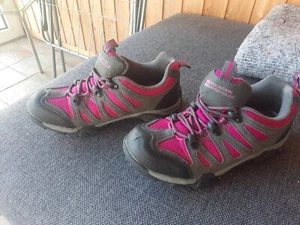 Mounten Warehouse Schuhe Gr 35 - Bild 1 von 4