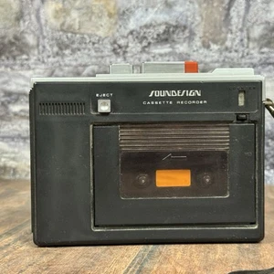 Soundesign 7638 Cassette Recorder - Picture 1 of 6