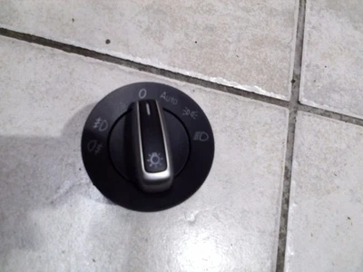Orig. Lichtschalter - Automatic VW Passat Variant 2.0 TDI Bluemotion Technology - Bild 1 von 3