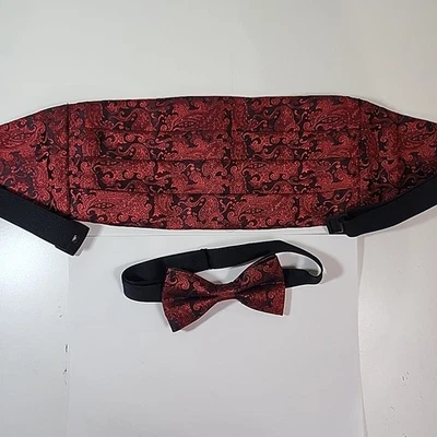 Red And Black Cummerbund And Bow Tie Combo Beautiful Elegant Formal Mint Cond - Image 1 of 4