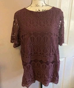 New Chico's Easywear Women's Burgundy Lace Lined Short Sleeve Top Size 1 Small - Picture 1 of 3