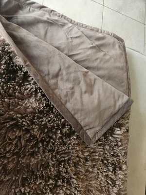 Pottery Barn LUJO PIEL SINTÉTICA Tiro Marrón Grueso 50" x 60" Lujoso AGOTADO RARO Foto 1 de 4