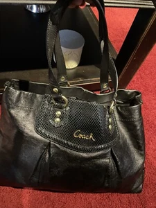 coach handtasche lässt sich nicht einrasten - Bild 1 von 5