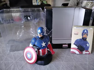 MARVEL - BUSTE de collection - AVENGERS - CAPTAIN AMERICA # 4 + fascicule - Picture 1 of 4