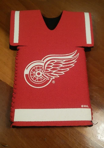 NHL Detroit Red Wings Beer Bottle Cozy Coozie Red Jersey Shirt Cover