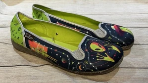 Hot Chocolate Chocolaticas Space Alien UFO Flats Shoes Sz 41 / 11 - Picture 1 of 6