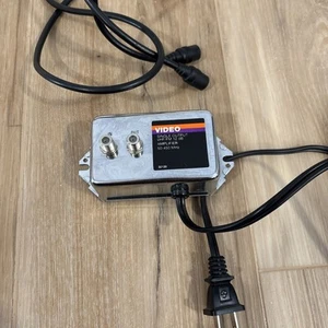 Gemini Signal Amplifier 12 dB VHF Antenna HDTV CATV Video Single Output w/Cable - Picture 1 of 5