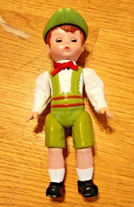 MADAME ALEXANDER MCDONALDS GIOCATTOLO HANSEL E GRETEL - BAMBOLA HANSEL CAPPELLO VERDE RAGAZZO - Foto 1 di 2