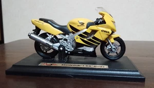 Stupenda Motocicletta HONDA CBR 600F4 - MAISTO - scala 1/18 - Foto 1 di 7