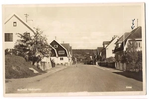 RPPC Skövde Vårfrugatan Sweden Postcard Street Scene Homes Stockholm Photo - Picture 1 of 2