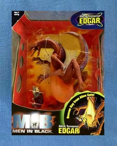 ALIEN TERRORISTA EDGAR CON AGENTE KAY HOMBRES EN NEGRO SIN USAR EN CAJA FIGURA DE ACCIÓN GALOOB - Imagen 1 de 2