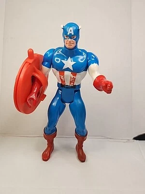 Mattel Secret Wars Captain America w/Shield Vintage 1984 Original Action Figure - Image 1 of 4