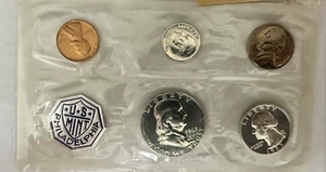 1963 Philadelphia Mint Set with COA - Picture 1 of 5