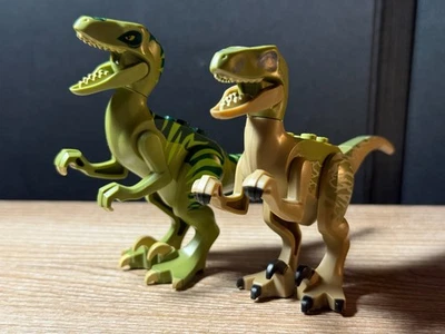 LEGO Jurassic World Raptor Velociraptor Light Green Tan raptor02 LOT OF 2 - Image 1 of 2