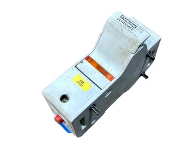 Ferraz Shawmut Ultra safe 600v 60 Amp Fuse Holder - Image 1 of 2
