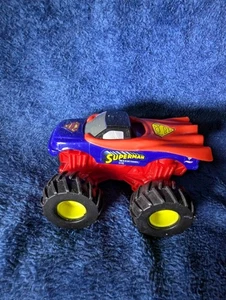 Hot Wheels Monster Jam “Superman” Monster Truck 1:64 Mattel DC Comics - Picture 1 of 6