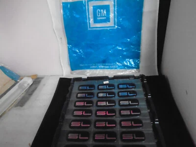 Nuevas calcomanías OEM " SL" Chevy GMC 1996-2002 Sierra Yukon Suburban Foto 1 de 4