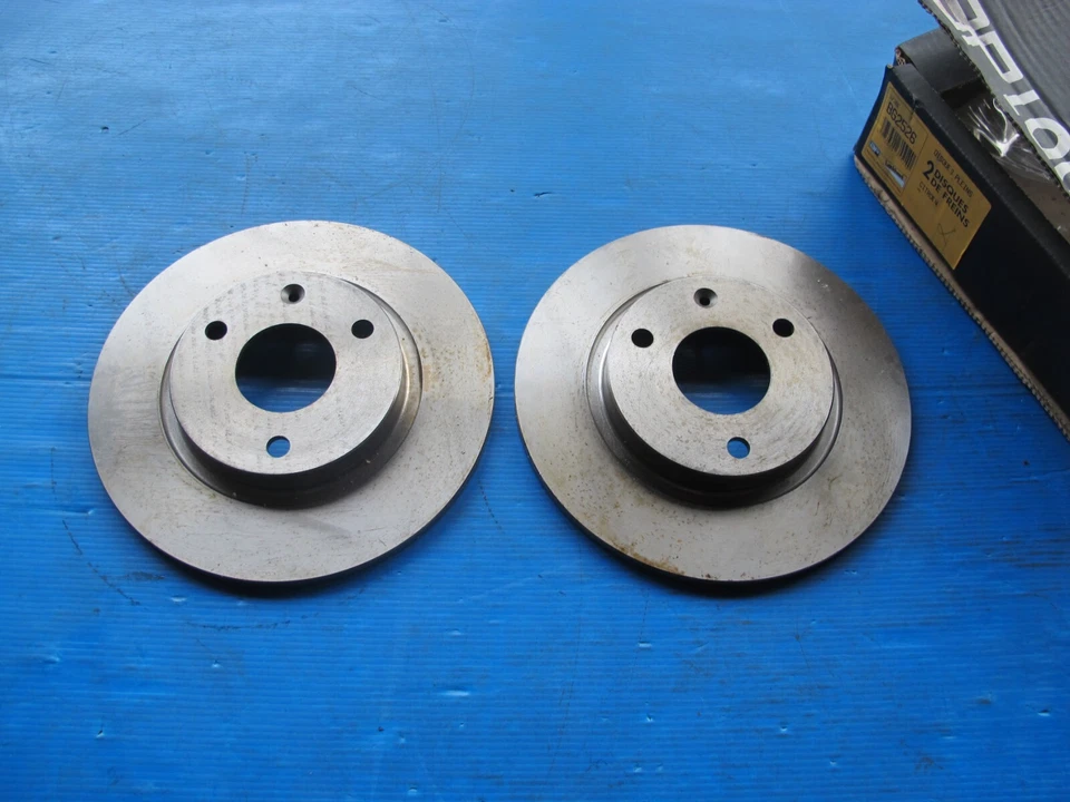 Disques de freins avant Delphi pour: Citroën: AX 1.4 GT 10/86- 12/88 - Photo 1/1