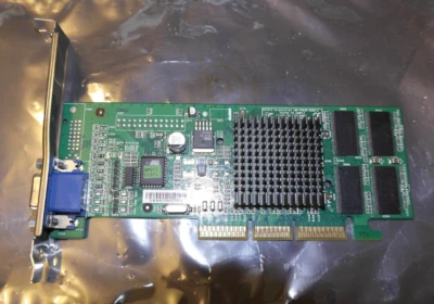 MSI NVIDIA GeForce 2 MX400 32MB Universal AGP VGA  Video Card MS-8817 v 10A - Image 1 of 4