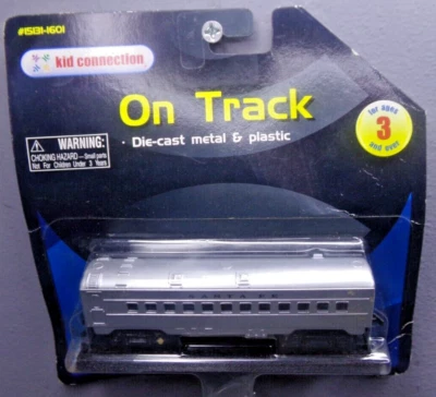 MAISTO ON TRACK DIECAST & PLASTIC SANTA FE RR PASSENGER CAR - Image 1 of 3