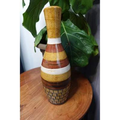 Jarrón de cerámica a rayas con diseño de ladrillo, jarrón decorativo vintage Foto 1 de 4