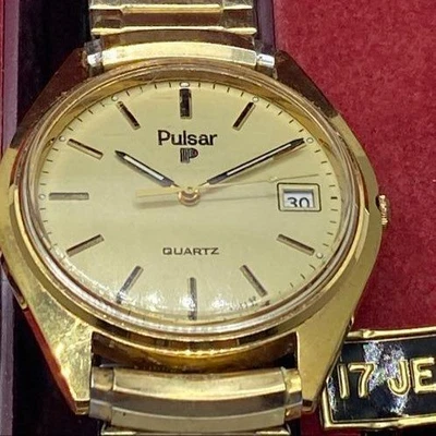 Relógio masculino Pulsar 36mm WR quartzo tom dourado vintage aço inoxidável 160g - Imagem 1 de 4